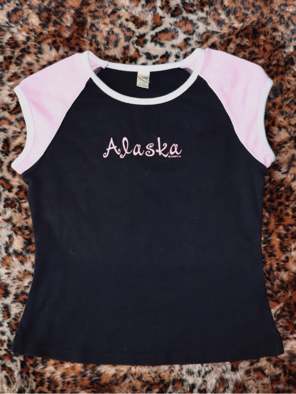 90’s style Black & Baby Pink 'Alaska' Graphic Tee